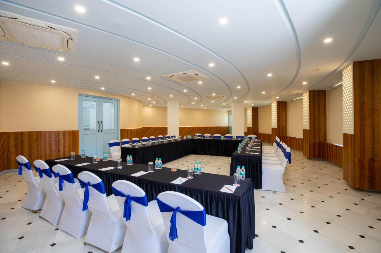 Ramee Royal Resort & Spa - Udajpur Zewnętrze zdjęcie